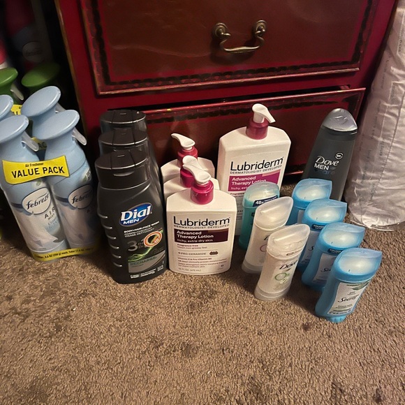 Stock pile clean out - Picture 7 of 7